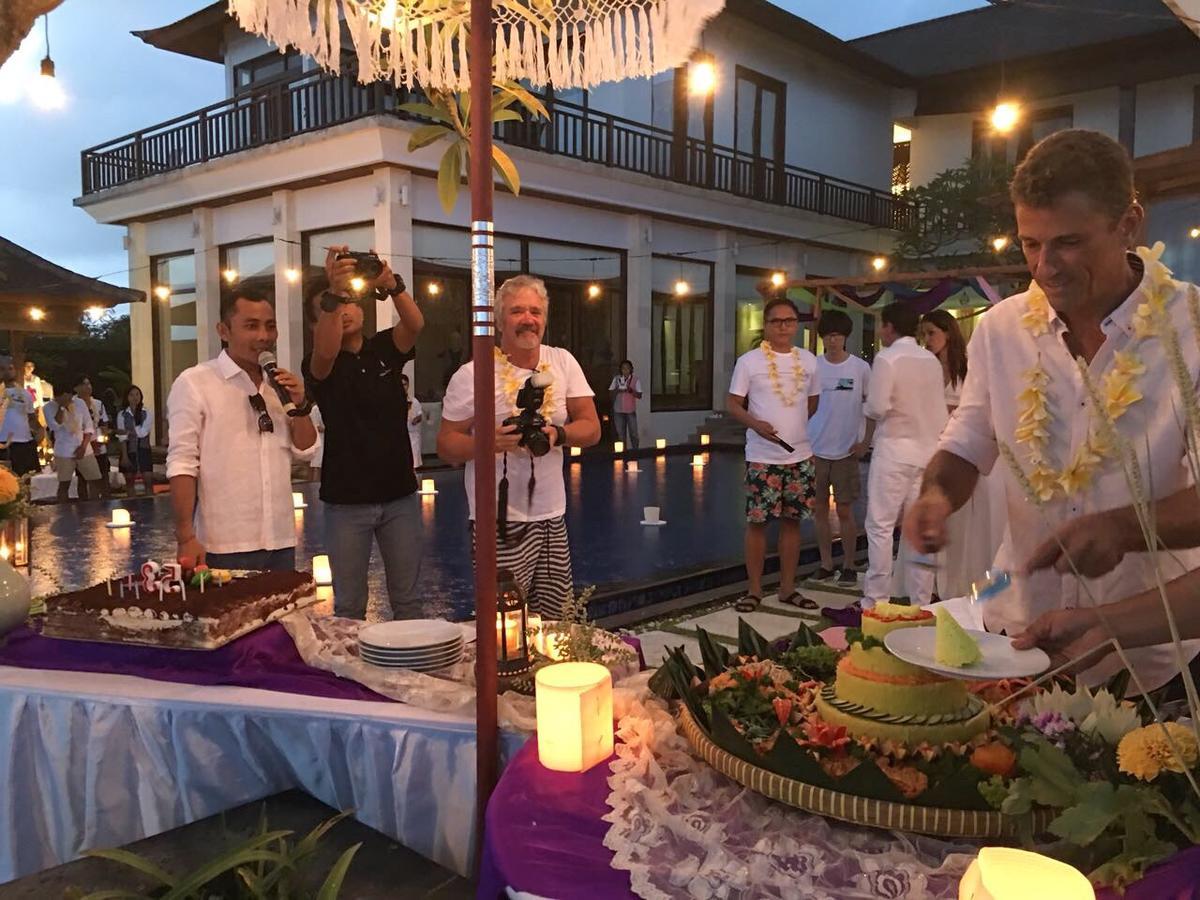 Indigo Dream Surf & Holiday Retreat Uluwatu  Luaran gambar